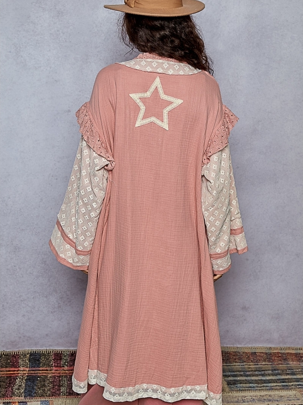 NEW!!! POL Woven Pink Ruffled Duster with Lace Trim, NWT - Picture 4 of 4